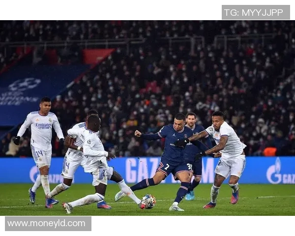 姆巴佩点射助力巴黎圣日耳曼战胜皇家马德里精彩回顾