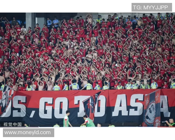 德甲赛场硝烟弥漫，竞争激烈再掀风暴