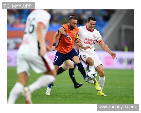 斯坦丘助力英博夺得足协杯冠军展现足球魅力与团队精神