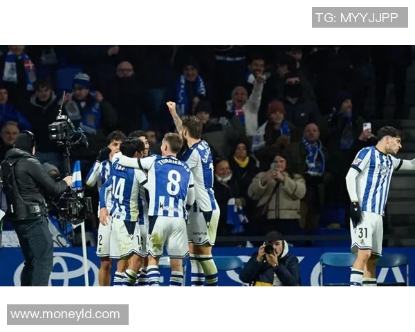 塞维利亚主场惨败，遭遇西甲三连败：何去何从？