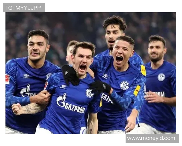 沙尔克04一鼓作气大胜法兰克福，再现巅峰状态